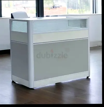 Modern workstation Desk - Stylish and Functional