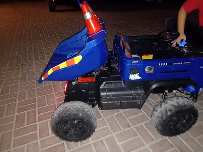 4 wheel excellent condition Exciting Blue Truck for Your Little Adventurer! New price 1000aed.