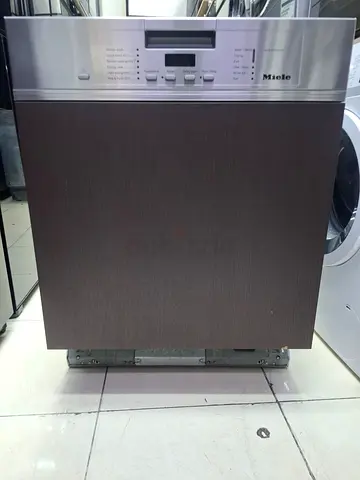 Miele built in dishwasher semi integrated 60cm