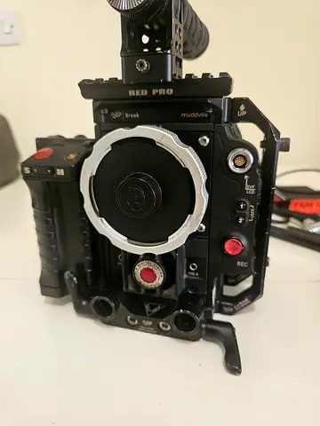 RED EPIC-X DRAGON 6K Cinema Camera Kit (EF  PL Mounts) – Complete Package