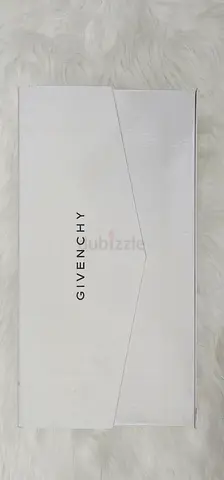 Givenchy Red Shemagh – 100% Brand New in Original Packaging  شماغ احمر أصلي براند اصلي