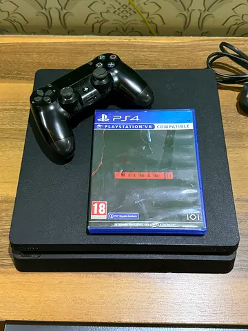 PlayStation 4 Bundle: Console, Controller