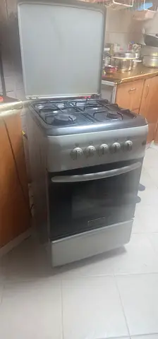 Working Gas Oven for sale