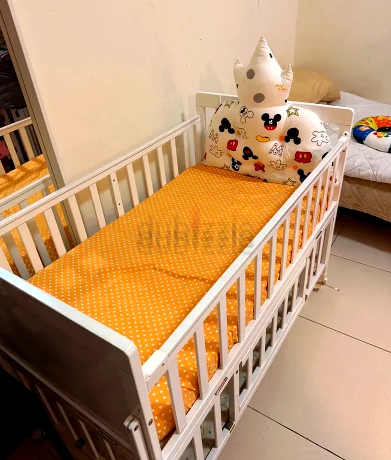 Baby bed sale for only one day dubizzle