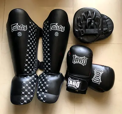 Muay Thai Kickboxing Gear – Fairtex Shin Guards size XL, TABO Gloves 16oz, Focus Mitts