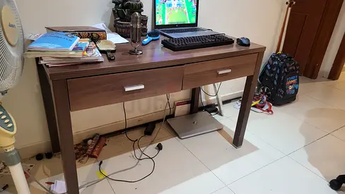 Strong computer table
