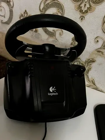 Logitech g27 Racing Wheel