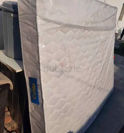 Queen siz spring mattress for sale.