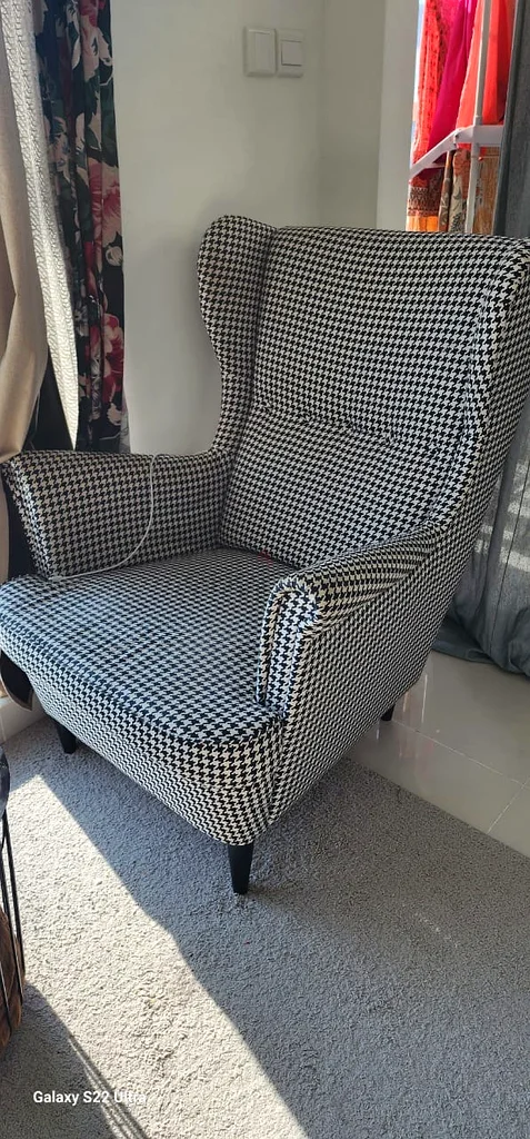 Chic Wingback Chair in Classic Houndstooth Pattern dubizzle Abu