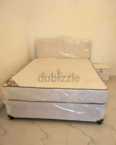 QUEEN SIZE AMERICAN BASE BED WITH SPRING MATTRESS 150X190 CM