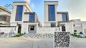 Luxury modern villa/two floors and a roof/central air conditioning, high-end finishes, and freehold