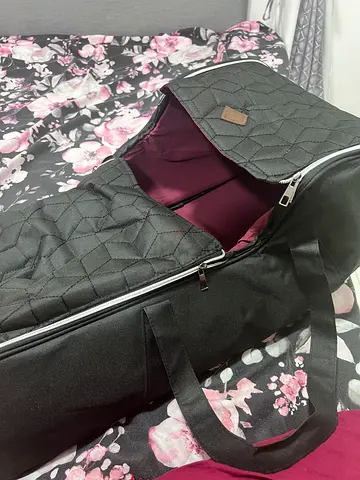 Stylish Quilted Duffel Bag for Stylish Travels