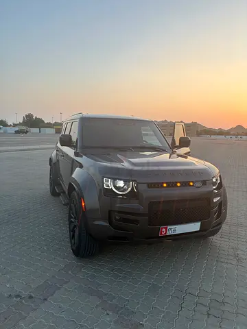 Meroon Color Defender Land Rover Defender With maroon Interior for Sale in Abu Dhabi | dubizzle
