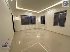 Without annual fees, own a luxurious modern villa in Ajman, freehold, super deluxe finishing, behind