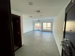 Air conditioning covered by the owner + open view + spacious areas + free maintenance throughout the