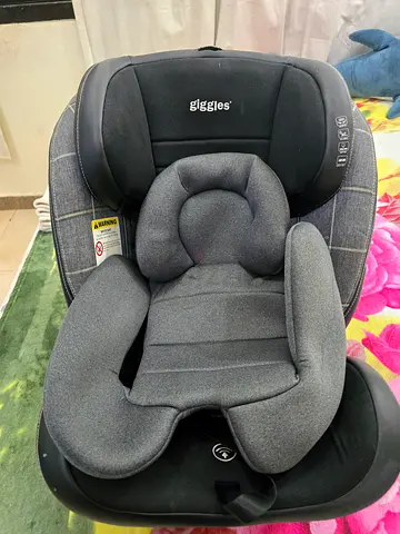 Giggles car seat