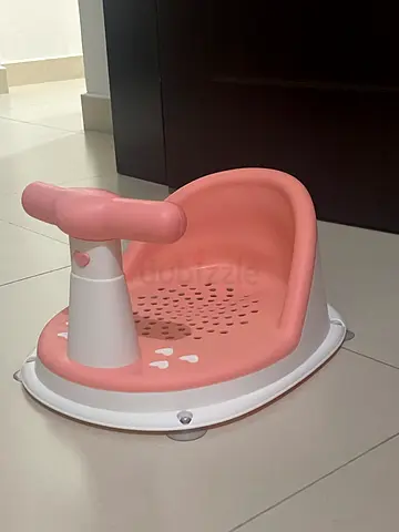 Shower stand for baby