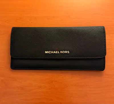 Michael Kors - Long Wallet