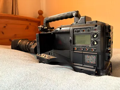 PANASONIC  AJ_SPX800P PROFESSIONALLY CAMERA MEMORO P2 HD CAMERA