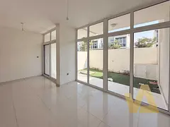 Briliant 3 BHK Townhouse | Vacant | Private Garden