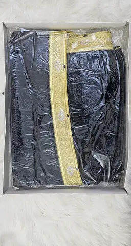 بشت رجالي فاخر جديد - لون اسود براند اصلي
 Brand New Luxury Mens Bisht - black Color