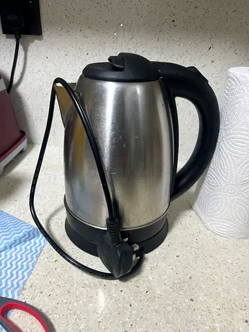 Efficient Electric Kettle for Quick Boiling