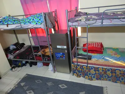 Daily Cleaning..Walkable To Stadium Metro  Mai Tower Attached bathroom.