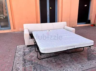 CrateBarrel Three Seater Sofa bed perfect Condition