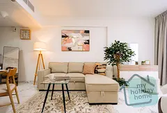 Seaside Elegance | Your Cozy Studio Haven