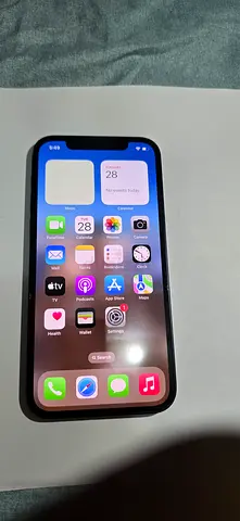 Apple iPhone 12 Midnight - 64GB - 100% Battery health - (Screen scratched and MDM lock)