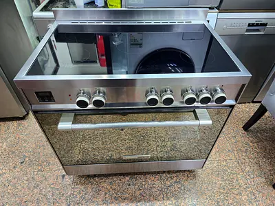 Technogas Superior 5 hobs Electric ceramic cooker same like new