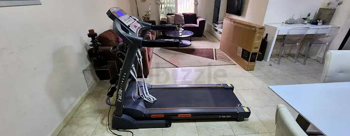 FACILE FITNESS TREADMILL 2.7HP WITH MOTORISED MASSAGER