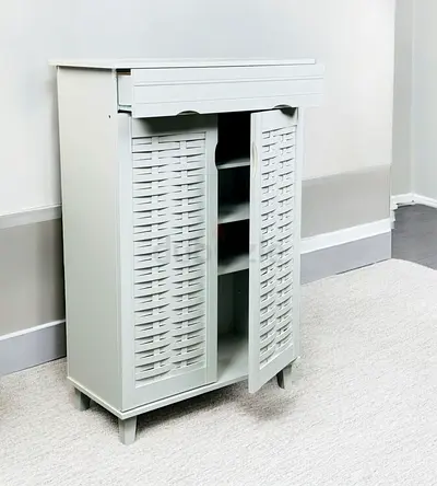 Chic Modern shoes Rack