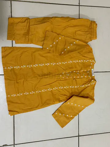 Pakistani girls eastern dresses 2/3 pieces