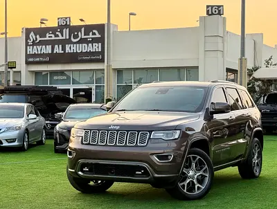 Jeep Grand Cherokee Overland 2019 (GCC Specs