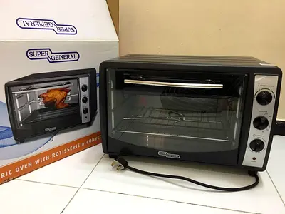 Electric Oven with Rotisserie