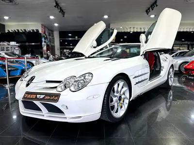 Mercedes -Benz SLR, Full Service History From Abudhabi Dealer, Amazing specs, must see to believe