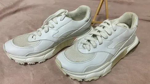 VALENTINO GARAVANI Shoes