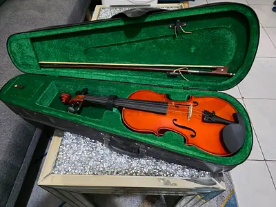 New Violin - never used