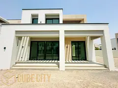 Large Corner Plot | Brand New Villa | Vacant