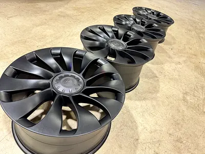 4x Original Tesla Model Y Performance 21” wheels