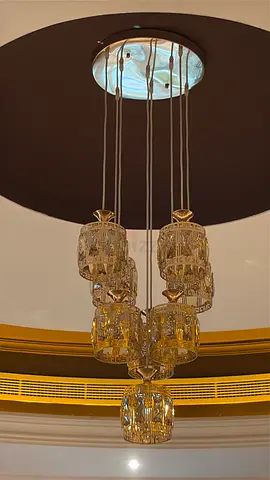 Elegant Modern Ceiling Lamp for Luxurious Ambiance