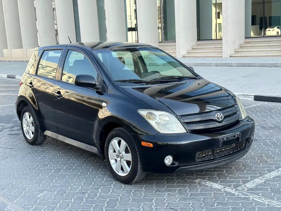 Toyota XA 2005 — photo 1 of 14