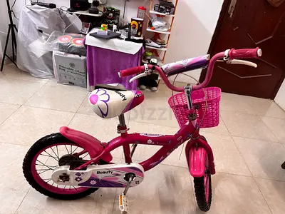 Beautiful Pink Childrens Bicycle - Perfect for Young Riders! Good condition