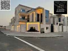 Luxury villa in Al-Haliyo 2 with a swimming pool, rooftop terrace, spacious outdoor seating area, el