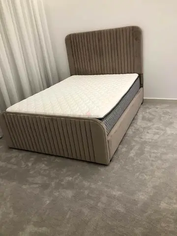 High quality 160*200 Queen Bed