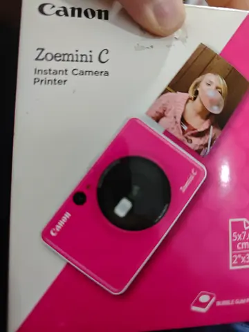 Capture Moments Anywhere with Canon Zoemini C Instant Printers