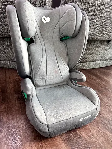 Car seat Kinderkraft Junior 3,5 - 12 y.o. (100-150 sm)