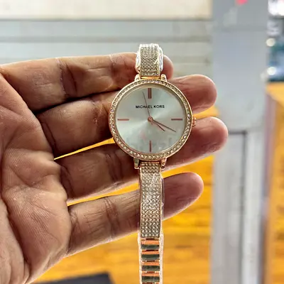 Elegant Michael Kors Womens Watch for Sale