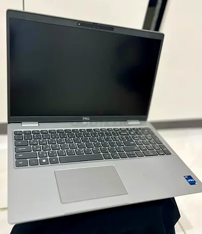 Dell Latitude 5531 i7 vPro 12th gen gaming laptop